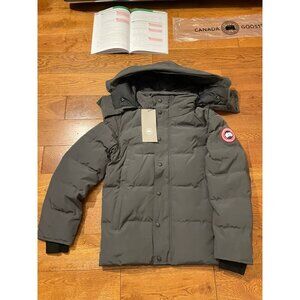 Canada Goose Gray Puffer Jacket